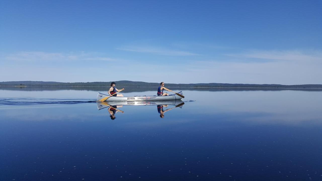 Guesthouse Eleven Hotel Arvika Bagian luar foto